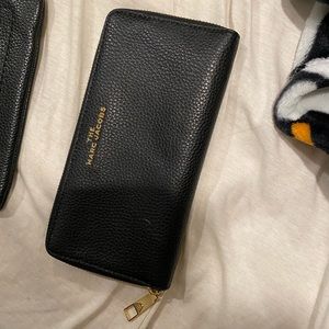 Marc Jacobs wallet and pouch set